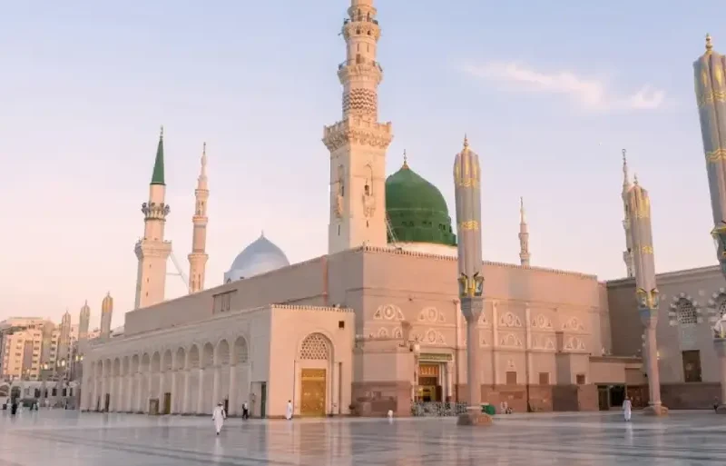 ( 5 Nights ) Luxury Umrah Package Deluxe 5 Star